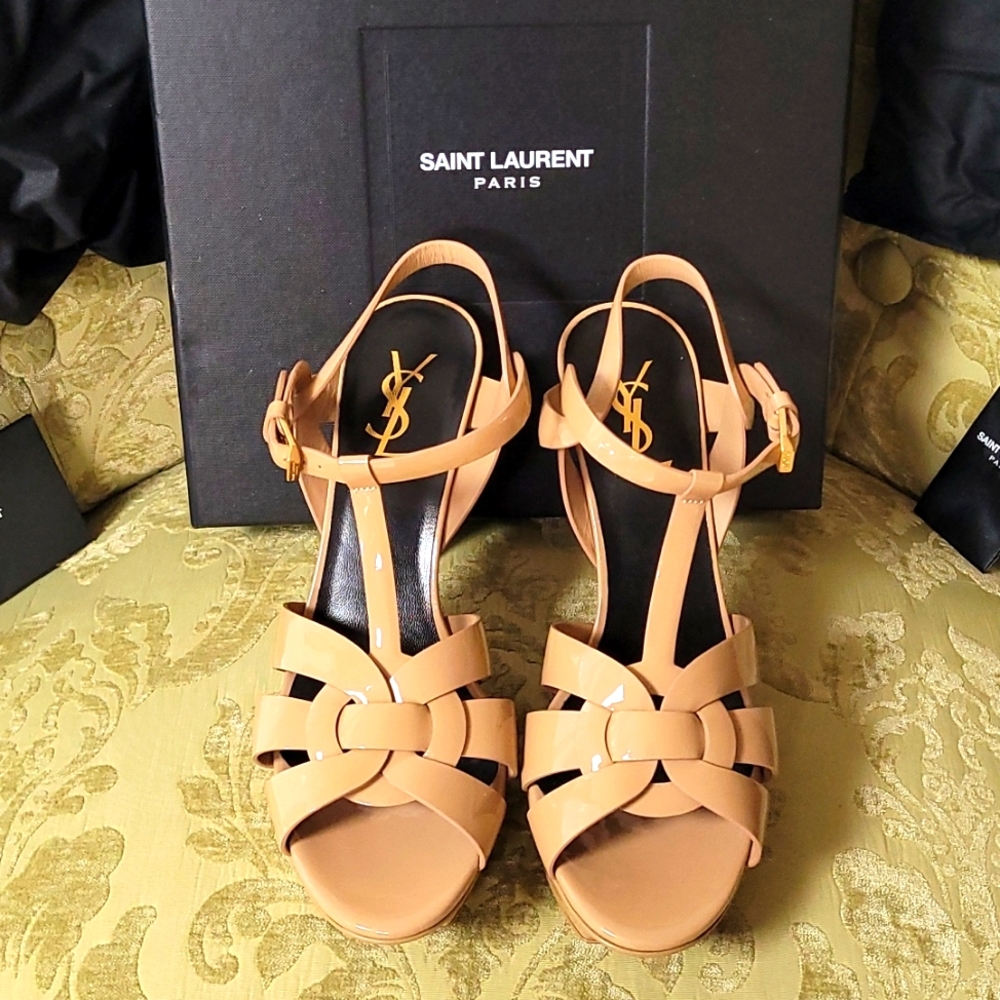 NWT Yves Saint Laurent Darker Nude Heels